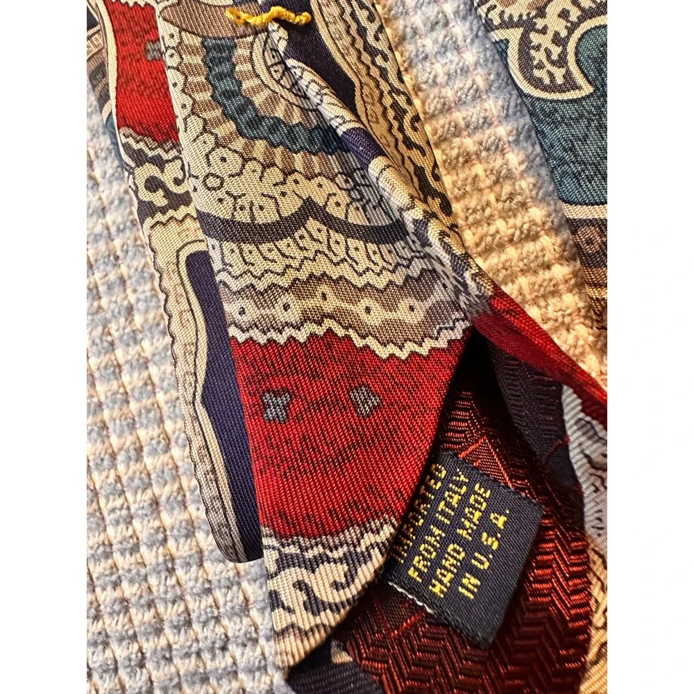 XMI for Nordstrom Mens Silk Tie Hand Sewn Burgundy Navy Large Paisley Print‎